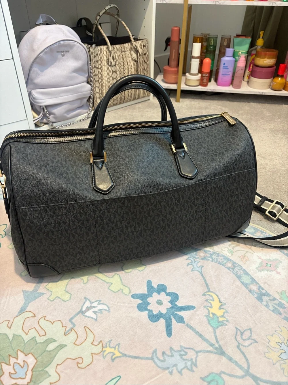 Michael Kors Black Signature weekender bag